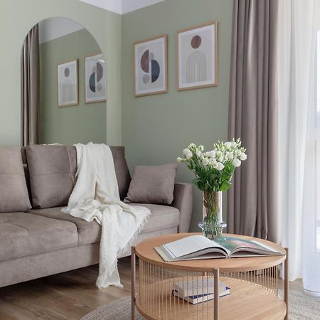 Dream Garden Apartment With Free Parking Σινάια Εξωτερικό φωτογραφία